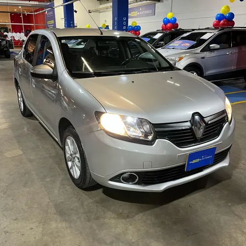 Renault Logan 1.6 Privilege / Intens