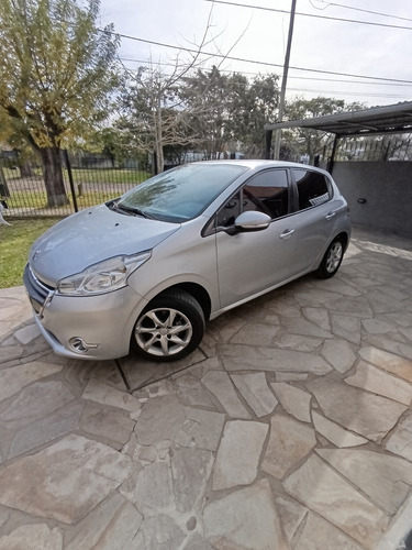 Peugeot 208 1.5 Allure Touchscreen