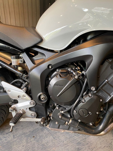 Imagen 6 de 16 de Yamaha Fazer 600 Cbr Benelli Tnt Honda Xj6 Er6n 800 Fz6