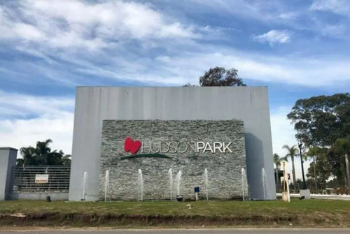 Imagen 1 de 16 de Venta Terreno En Barrio Hudson Park Berazategui