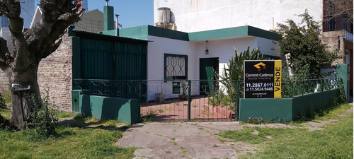 Casa 4 Ambientes Cochera Refaccionar Recicla Villa Luzuriaga