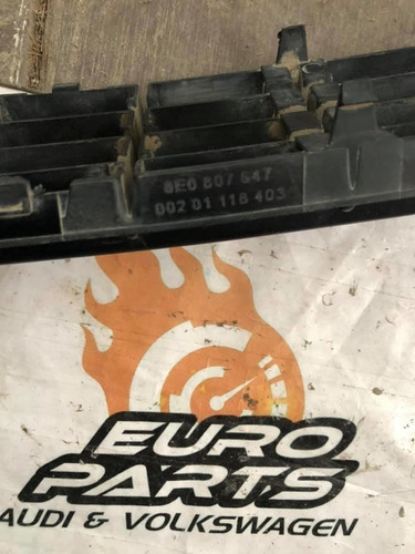 Rejilla Inferior Central Audi A4 B6 03-05, 8e0 807 647 (oem) (Usado)
