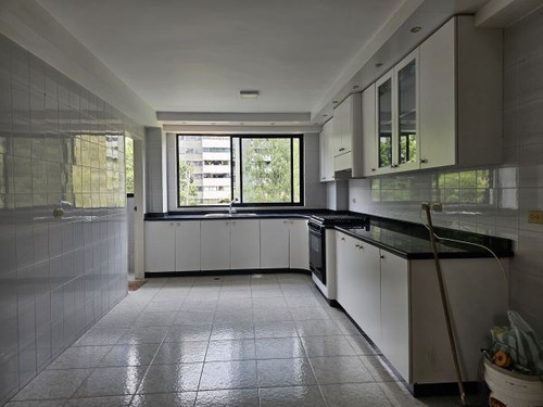 Amplio Apartamento En Los Naranjos Del Cafetal