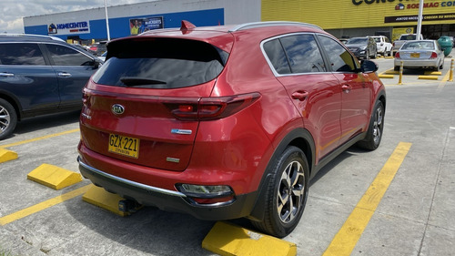 Imagen 9 de 25 de Kia Sportage Hibrida