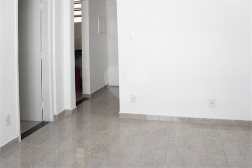 Imagem 16 de 26 de Ótimo Apartamento A Venda Na Ponta Da Praia Em Santos. - Reo554247