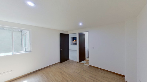 Departamento  Remodelado En Venta En México Nuevo, Atizapán,