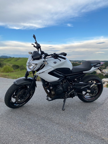 Imagem 11 de 11 de Yamaha Xj6n Abs Branca