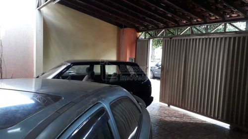 Imagem 2 de 6 de Venda De Casas / Padrão Na Cidade De Araraquara 9952