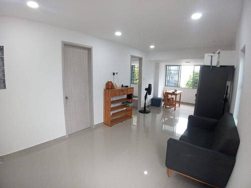 Arriendo De Apartamento  Paraíso. 