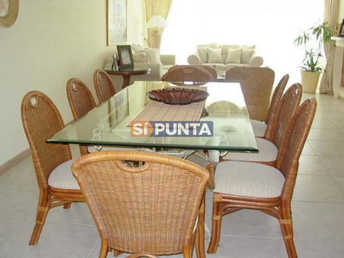 Imagen 4 de 15 de Apartamento En Brava, 3 Dormitorios *