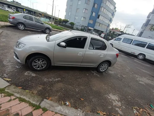 Renault Logan 1.6 Expression / Life +
