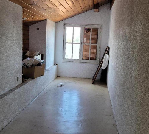 Casa 3 Ambientes Castelar Norte Con Pileta