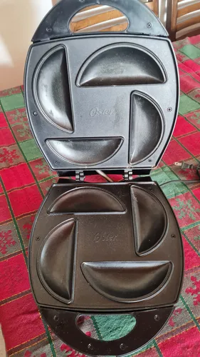 Tosti Empanadas Oster (Usado)