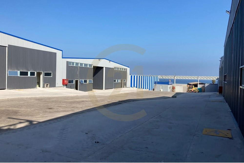 Arriendo De Bodegas Con Oficinas