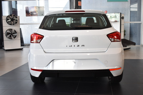 Imagen 5 de 14 de Seat Ibiza Style 2021