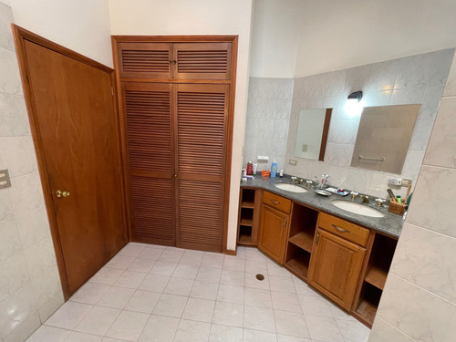 Imagen 13 de 16 de Vendo Casa 430m2 5h/5b/4p Oripoto