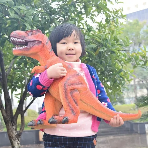 Brinquedos de dinossauro gigante