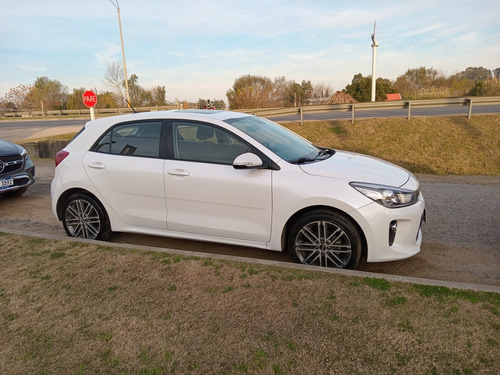 Kia Rio 1.4 Ex 109cv 4at