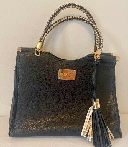 Cartera Bebe Con Detalles En El Mango Mide 32 X 26 Ancho Cms