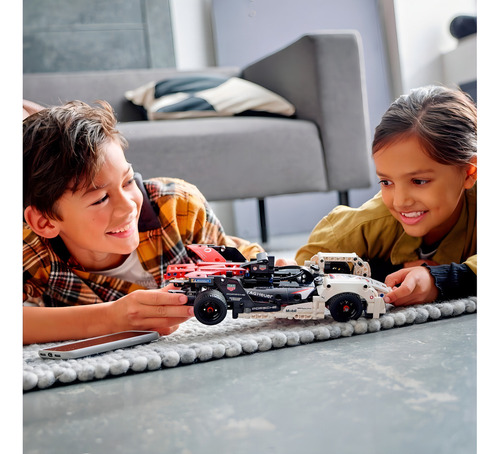 Lego® Technic - Formula E® Porsche 99x Electric (42137) Cantidad de piezas 422