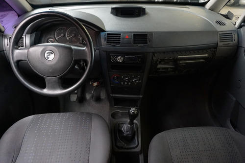 Imagen 13 de 15 de Chevrolet Meriva Gl 1.8 2006