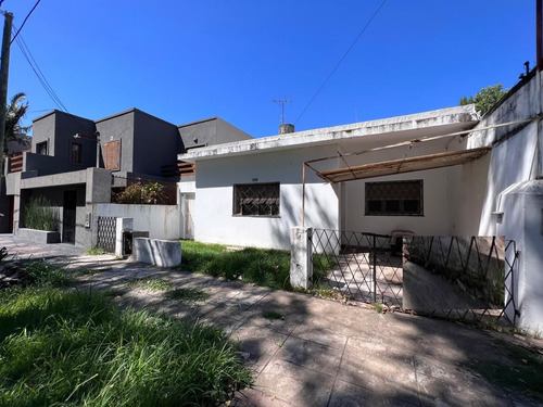 Casa En Venta En Martín Coronado