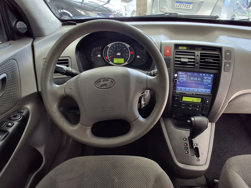 Hyundai Tucson 2.0 MPFI GLS 16V 143CV 2WD FLEX 4P AUTOMÁTICO