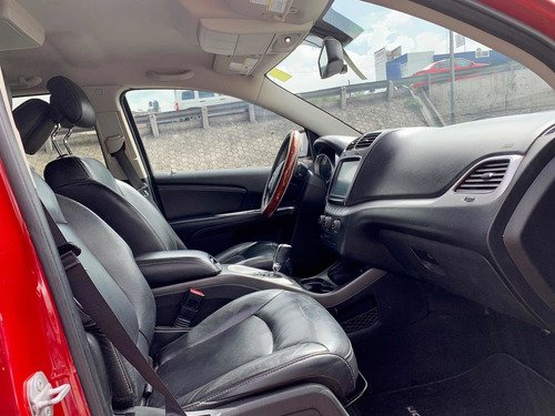 Imagen 8 de 15 de Dodge Journey 2015 2.4 Sxt 7 Pasajeros Plus Mt
