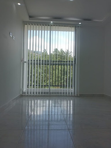 Imagen 10 de 19 de Apartamento En Arriendo Amazonia 472-2552