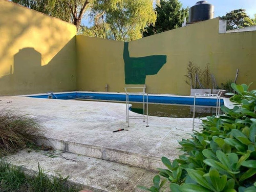 Imagen 9 de 28 de Chalet Con Piscina La Florida