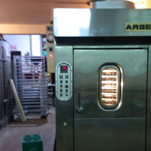 Panaderia Instalada Con Deptos. 1 Y 3 Amb.