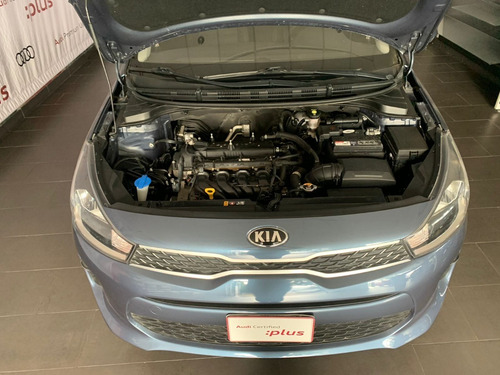 Imagen 5 de 10 de Kia Rio