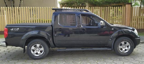 Nissan Frontier 2.5 Le Cab. Dupla 4x4 Aut. 4p 2011