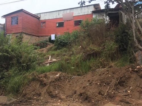 Terreno C/ Casa De Material Ligero En Recreo Buena Ubicación