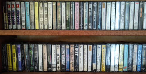 Gran Lote De Cassettes Casetes Música Y + Envío Gratis! Caqui