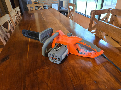 Motosierra Eléctrica Daewoo Dcs2216e 2200w Impecable! Naranja (Usado)