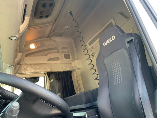 Imagem 14 de 19 de Iveco 440 4x2 Ano 2015 U.dono 590.000km Impecavel