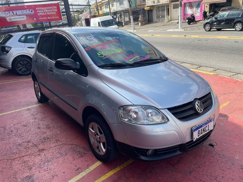 Volkswagen Fox 1.0 Vht Route Total Flex 5p