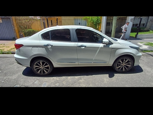 Fiat Cronos 1.8 16v Precision At6
