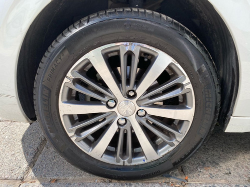Peugeot 208 1.6 Feline