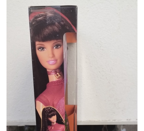 Barbie Lara Mundo Joven Mattel 1999 (Usado)