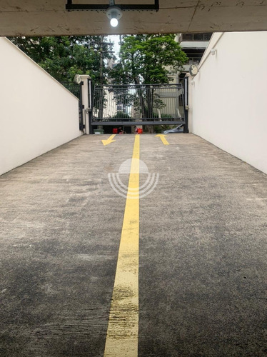Apartamento À Venda Em Cambuí - Ap006632