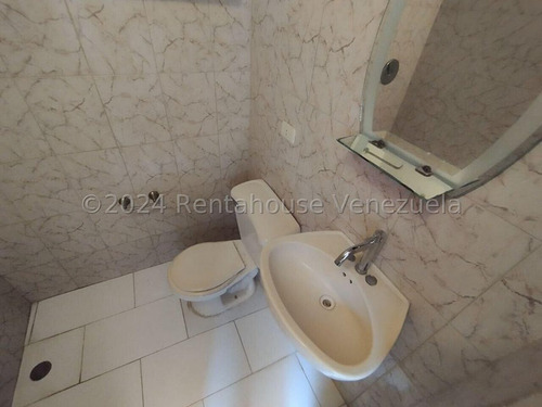 Maria González 25-4828 Townhouse En Alquiler Villa Belmonti San Diego, Completamente Equipado Y Amoblado, Planta Eléctrica Y Pozo.