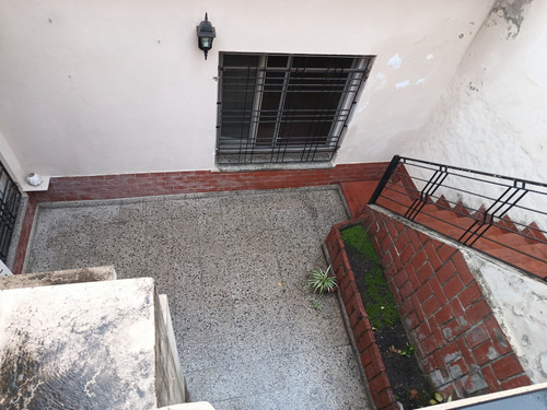 Casa 3 Ambientes Con 2 Cocheras Patio Y Terraza