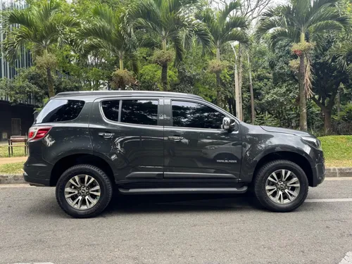 Chevrolet Trailblazer PREMIER