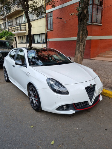 Imagen 1 de 11 de Alfa Romeo Giulietta