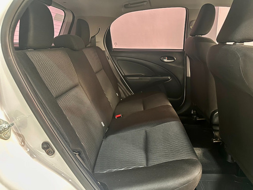 Toyota Yaris 1.5 107cv Xls Cvt