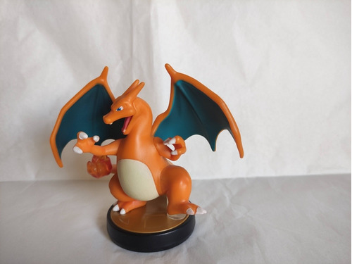 Amiibo Charizard 