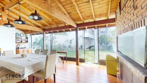 Venta De Ph De 6 Ambientes Con Jardin