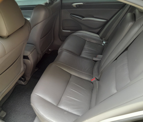 Honda Civic 1.8 Lxl Couro Flex 4p